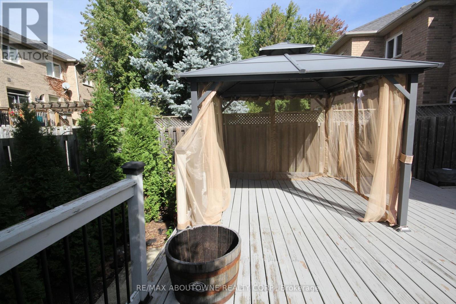 3490 Whilabout Terrace, Oakville, Ontario  L6L 6X6 - Photo 26 - W12442021