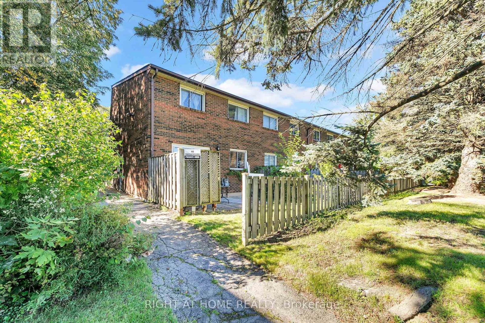 6 - 1460 Garth Street W, Hamilton (Falkirk), Ontario  L9B 1R6 - Photo 36 - X12442025