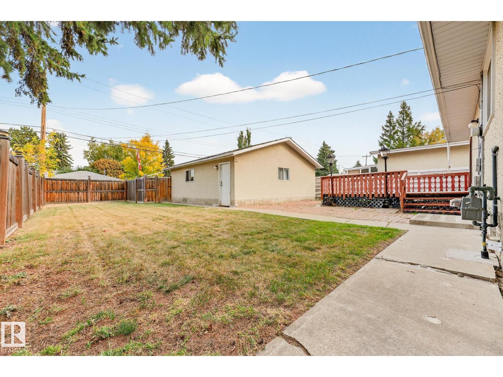 11412 Malmo Rd Nw, Edmonton, Alberta  T6H 4M2 - Photo 10 - E4460592