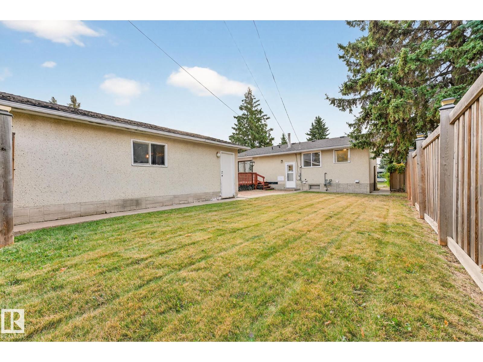 11412 Malmo Rd Nw, Edmonton, Alberta  T6H 4M2 - Photo 11 - E4460592