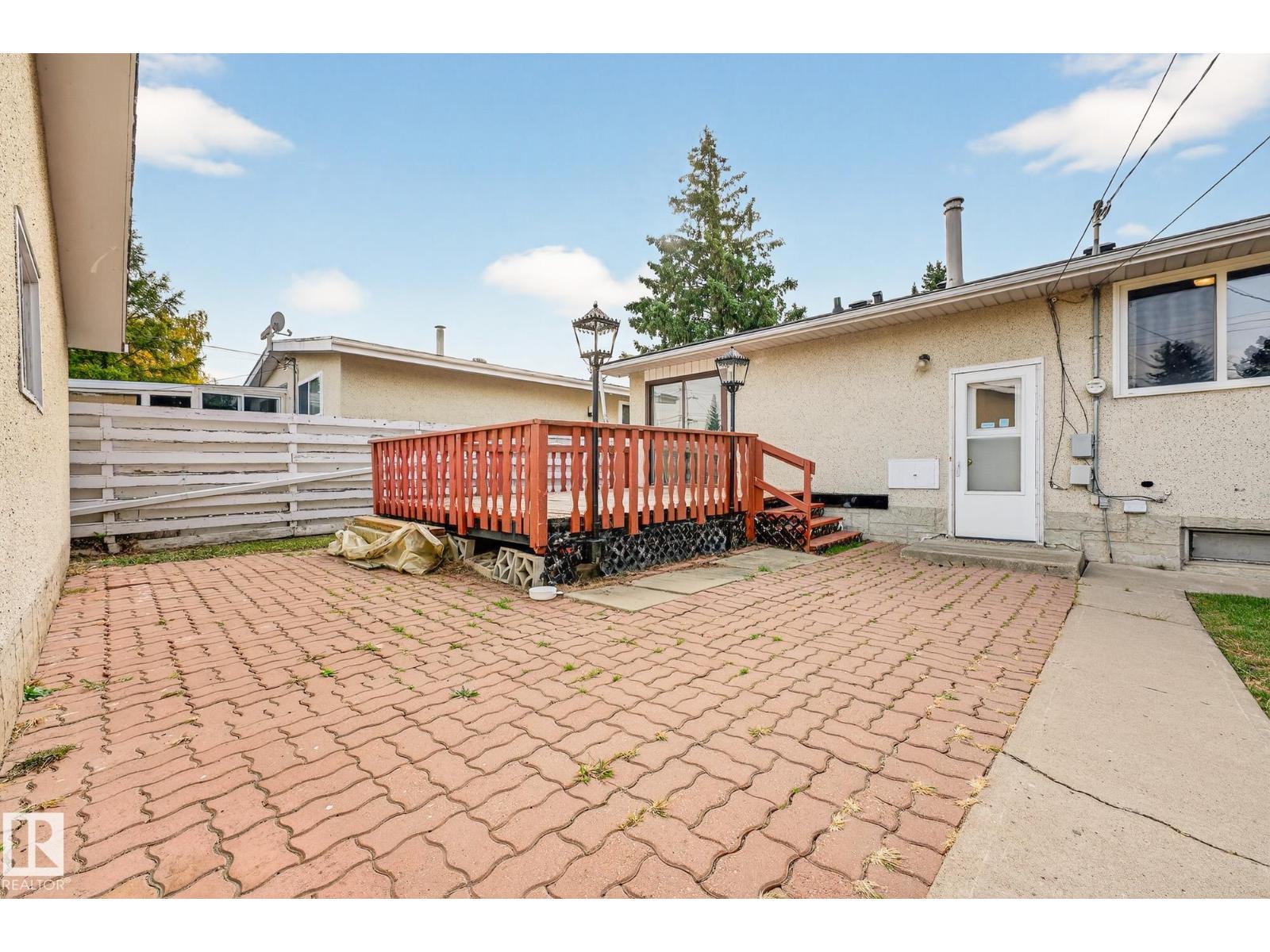 11412 Malmo Rd Nw, Edmonton, Alberta  T6H 4M2 - Photo 13 - E4460592