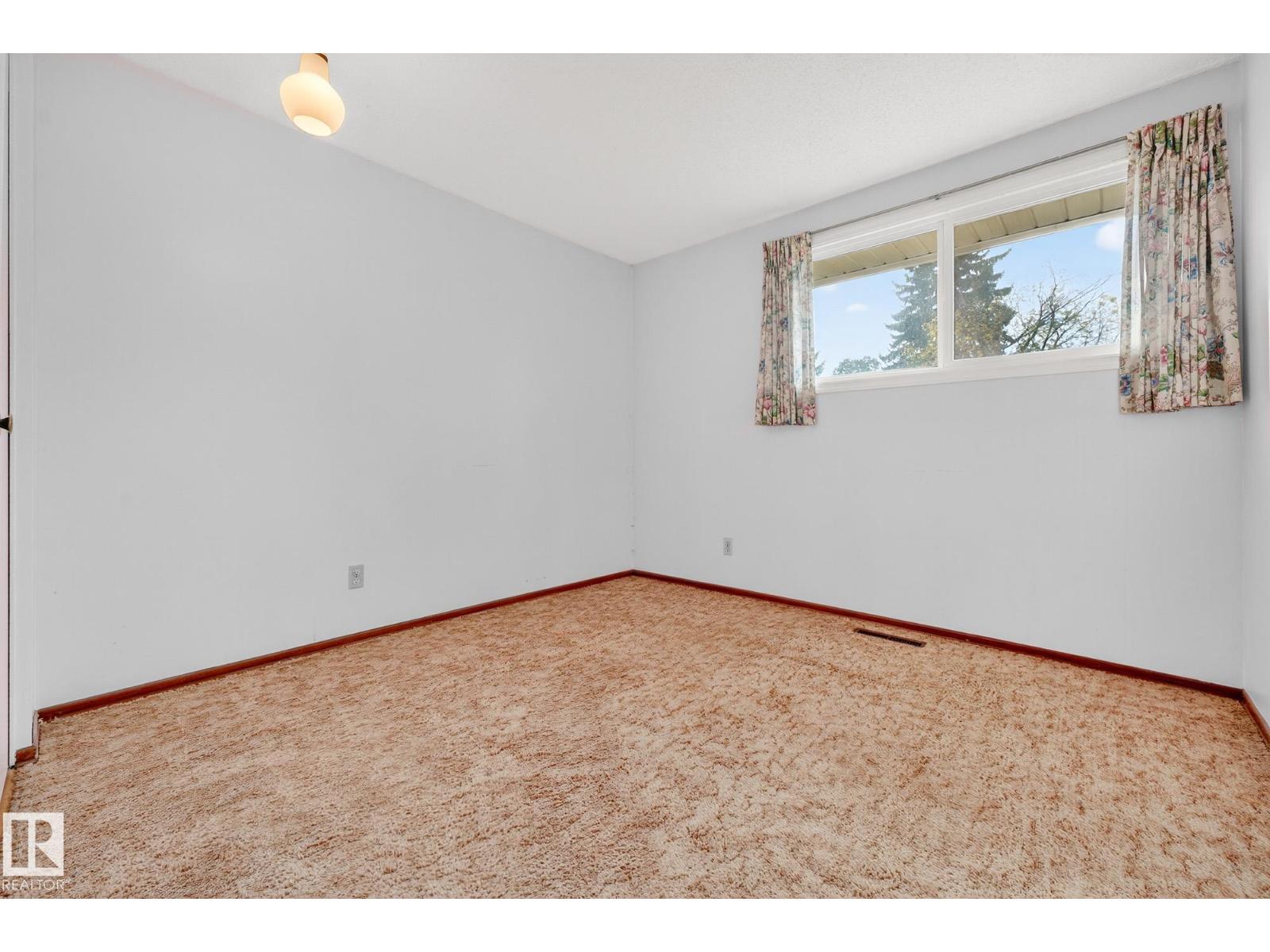 11412 Malmo Rd Nw, Edmonton, Alberta  T6H 4M2 - Photo 29 - E4460592