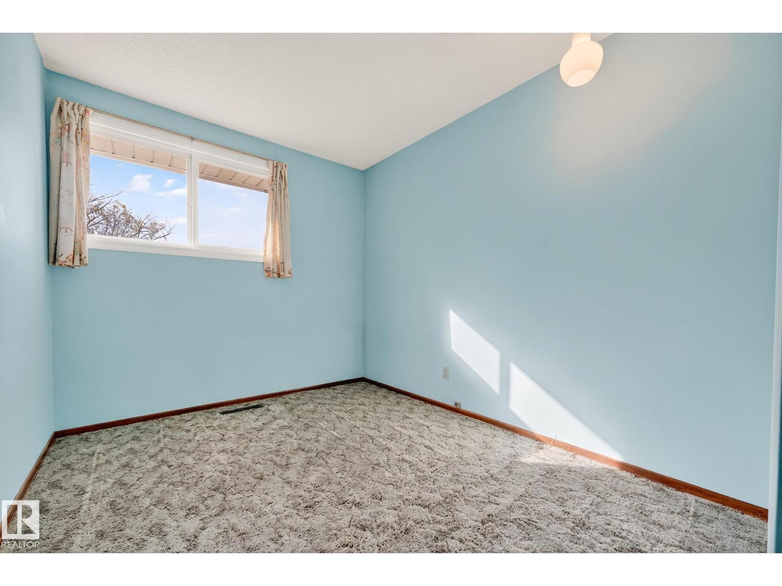11412 Malmo Rd Nw, Edmonton, Alberta  T6H 4M2 - Photo 34 - E4460592