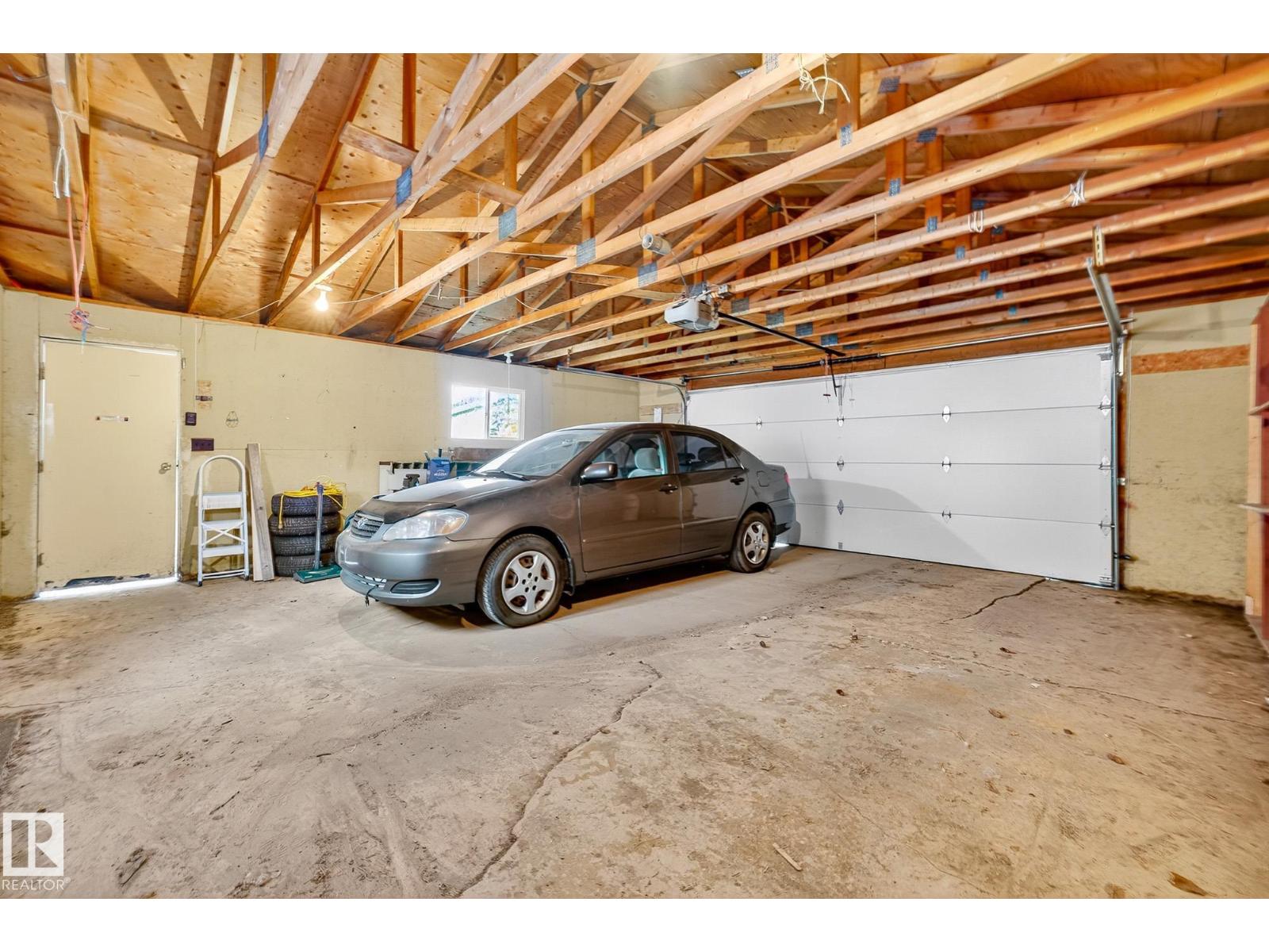 11412 Malmo Rd Nw, Edmonton, Alberta  T6H 4M2 - Photo 47 - E4460592
