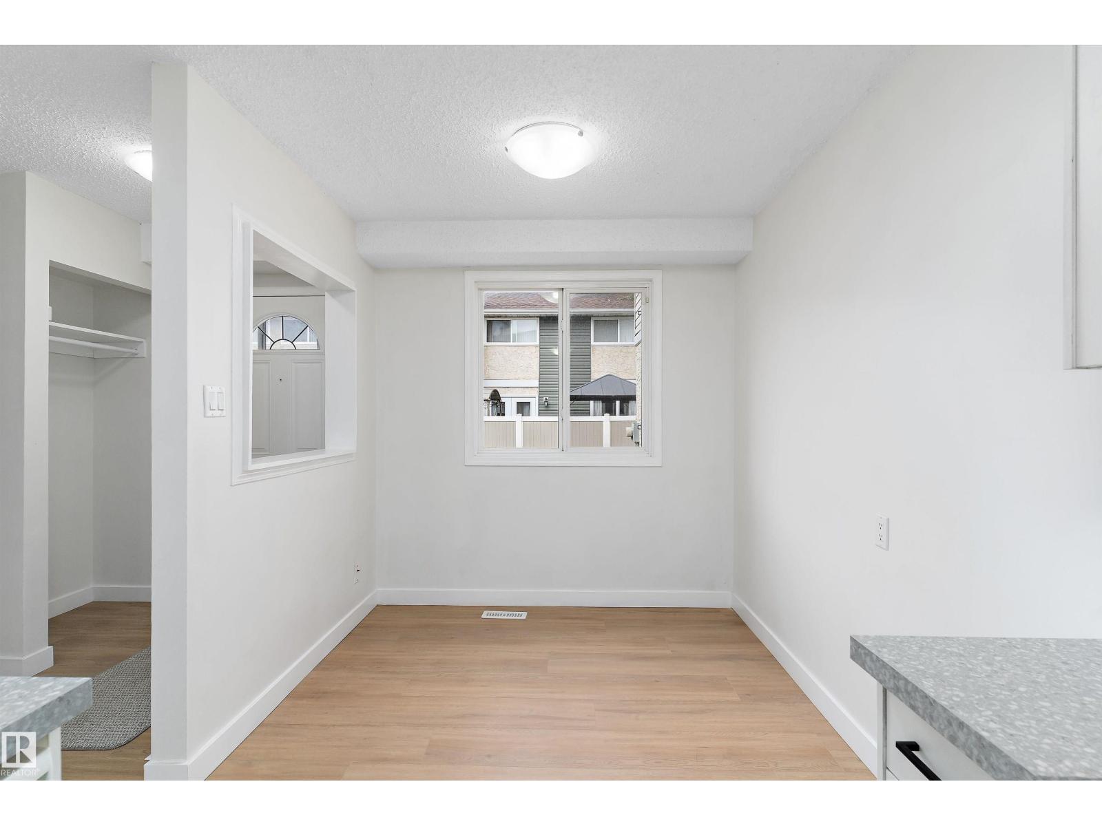 12h Clareview Village Nw, Edmonton, Alberta  T5A 3P2 - Photo 5 - E4460594