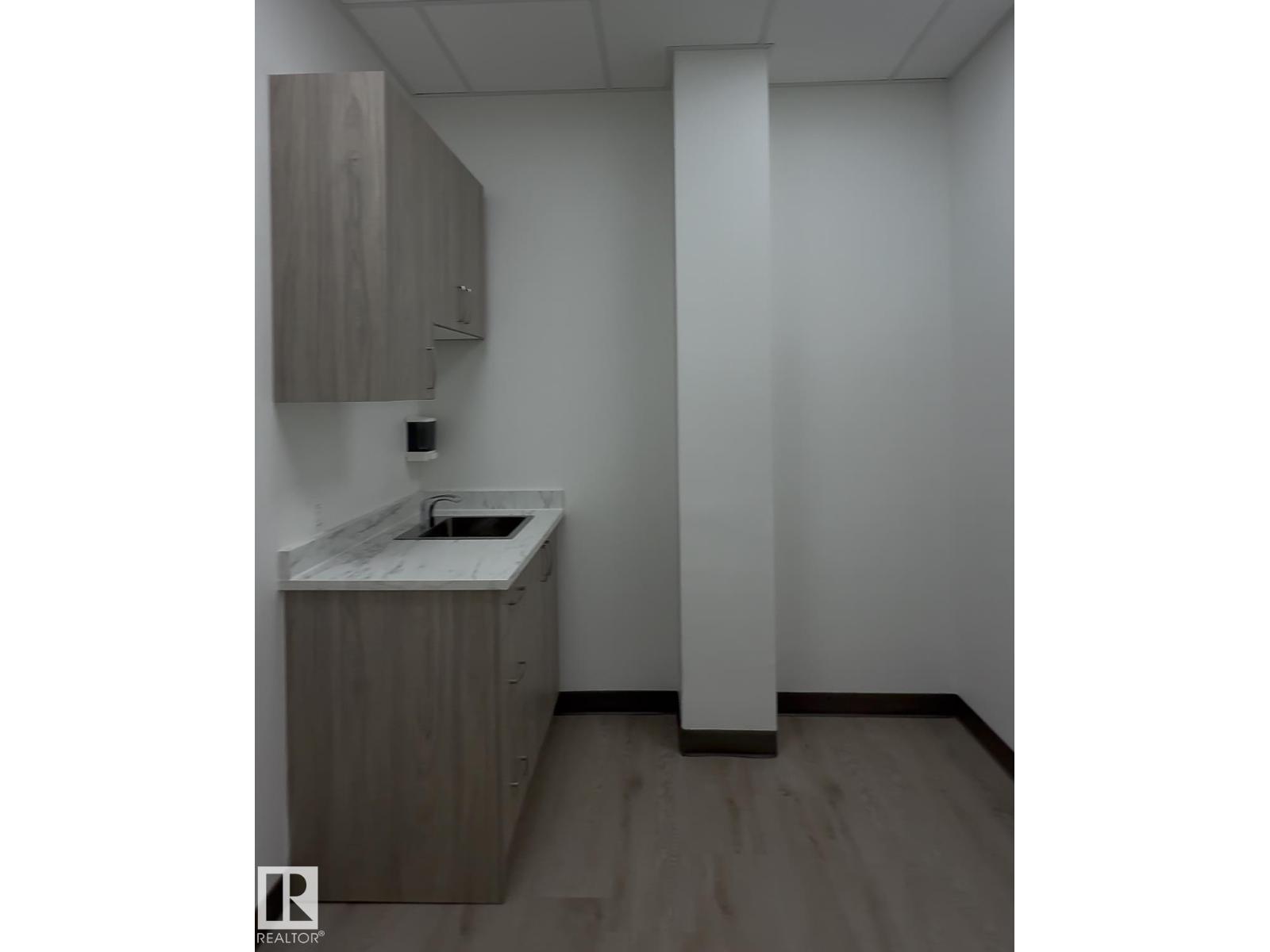 12116 161 Av Nw, Edmonton, Alberta  T5X 5M8 - Photo 3 - E4460596
