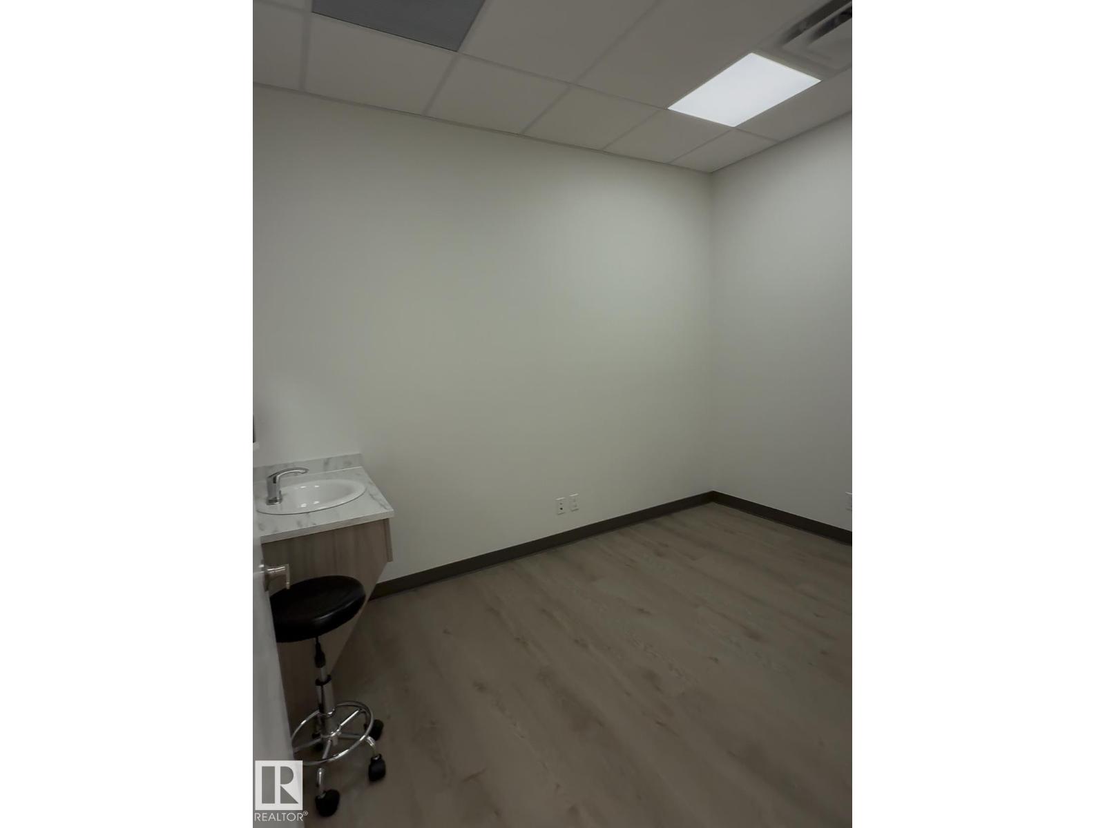 12116 161 Av Nw, Edmonton, Alberta  T5X 5M8 - Photo 4 - E4460596