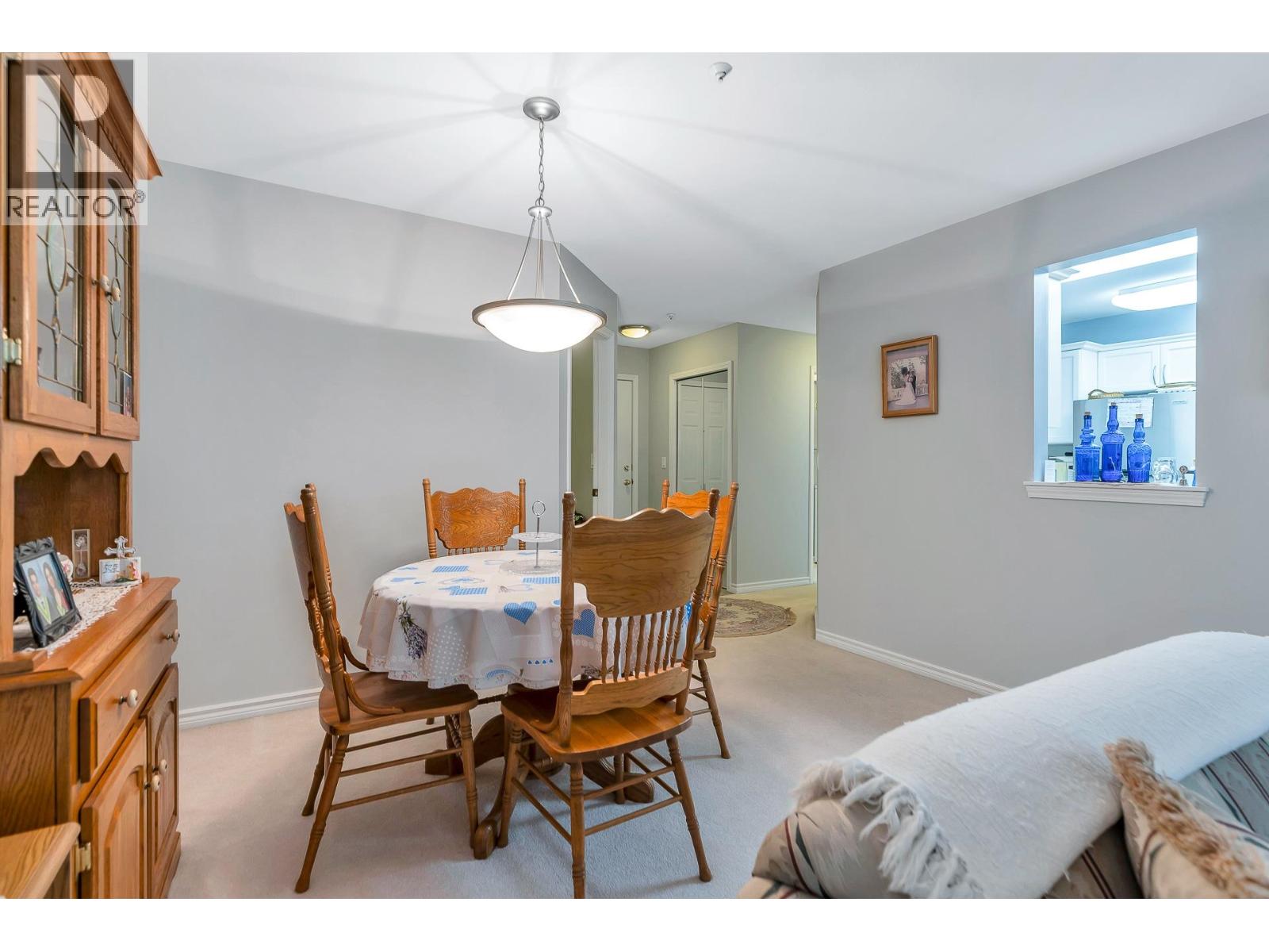 206 1150 Lynn Valley Road, North Vancouver, British Columbia  V7J 1Z9 - Photo 5 - R3054230