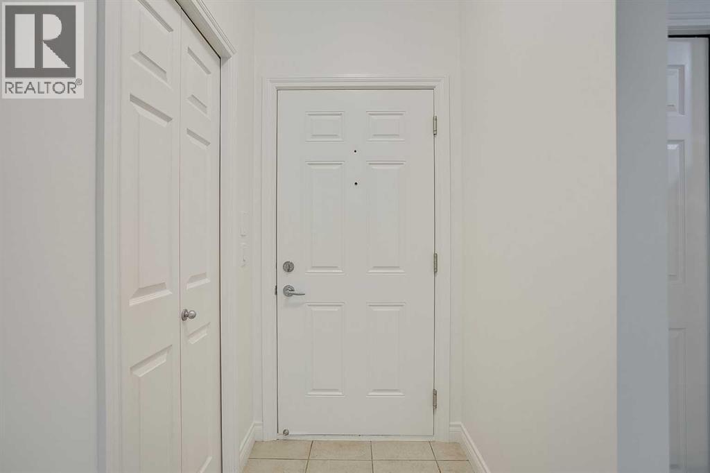 207, 11170 30 Street Sw, Calgary, Alberta  T2W 6J2 - Photo 2 - A2261274