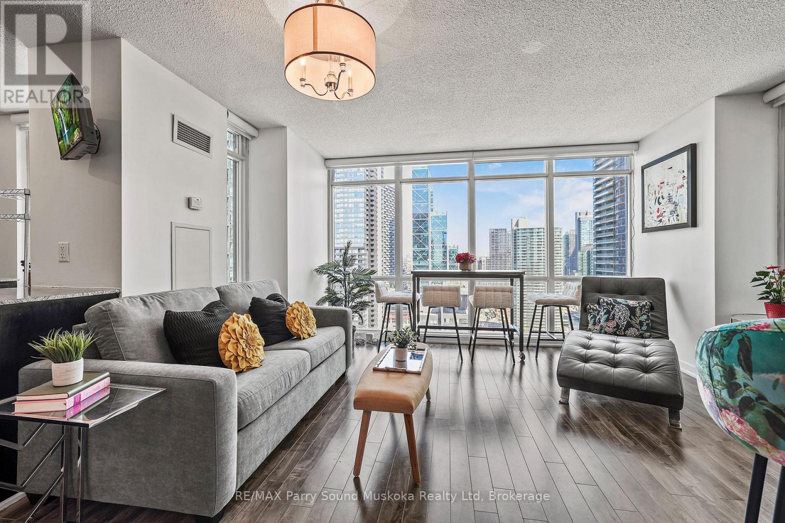 11 Brunel Court, Toronto, Ontario  M5V 3Y3 - Photo 1 - C12435208