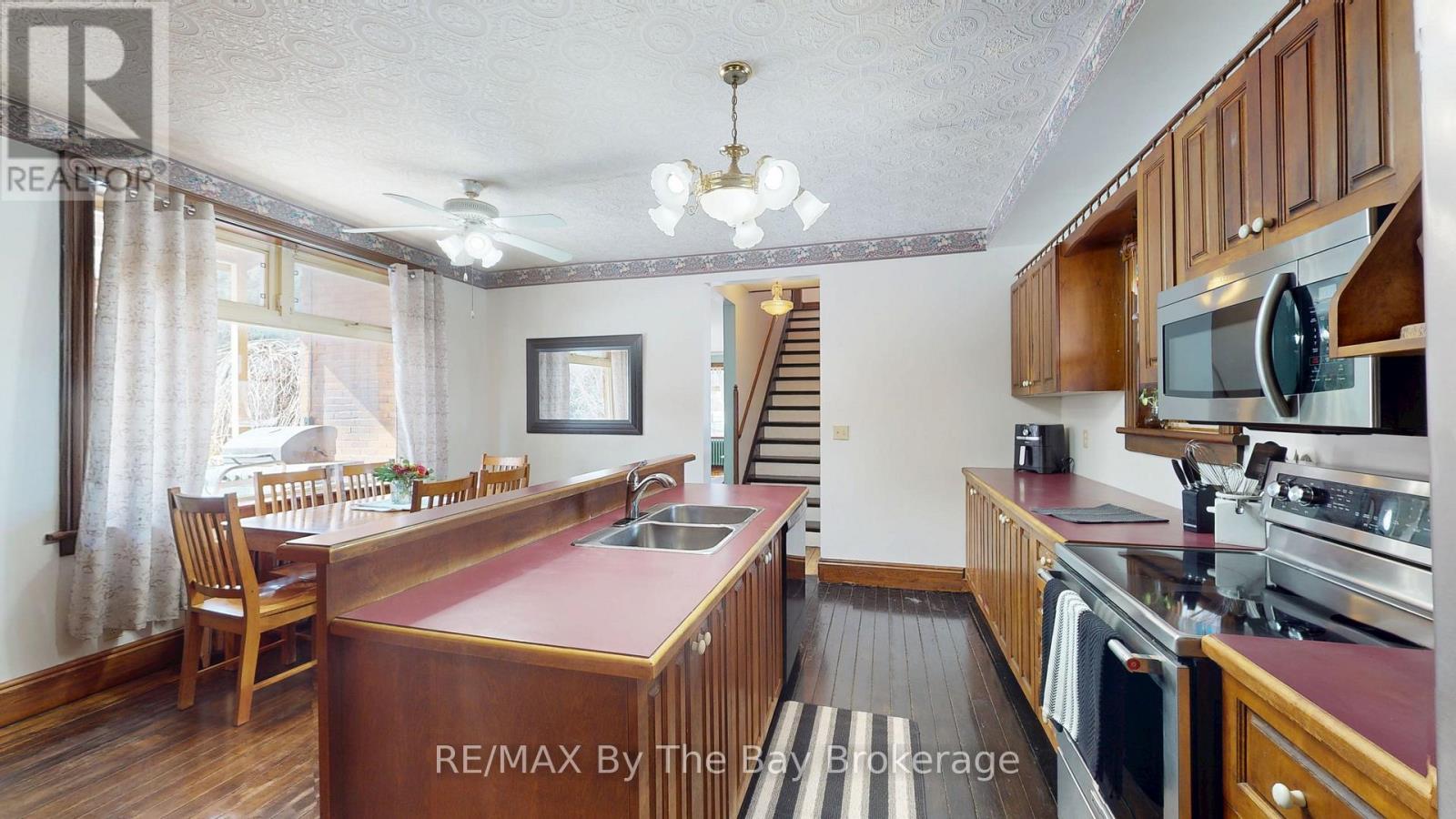 2553 County 42 Road, Clearview, Ontario  L0M 1S0 - Photo 15 - S12022484