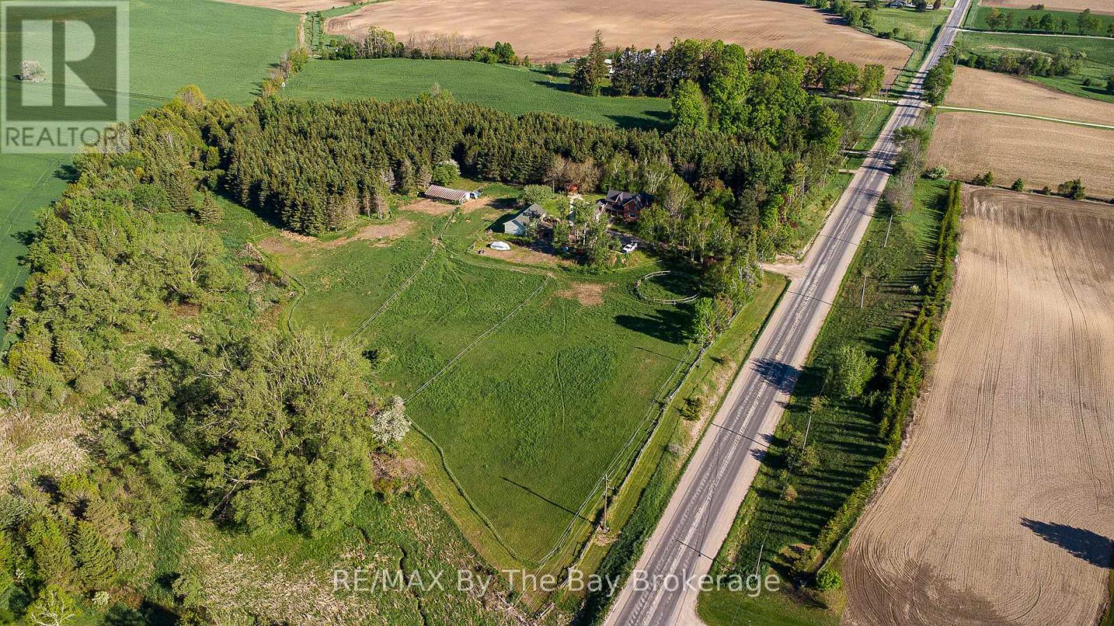 2553 County 42 Road, Clearview, Ontario  L0M 1S0 - Photo 34 - S12022484