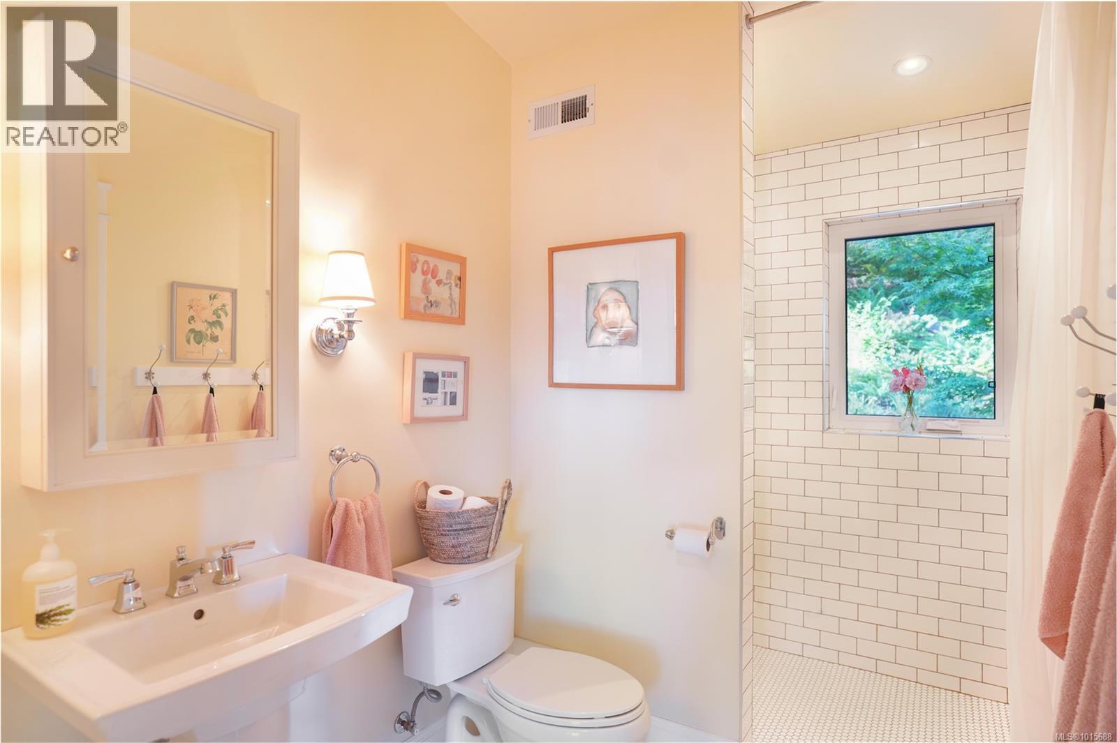 168 Sunrise Pl, Salt Spring, British Columbia  V8K 0A7 - Photo 25 - 1015688