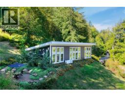 168 Sunrise Pl Salt Spring