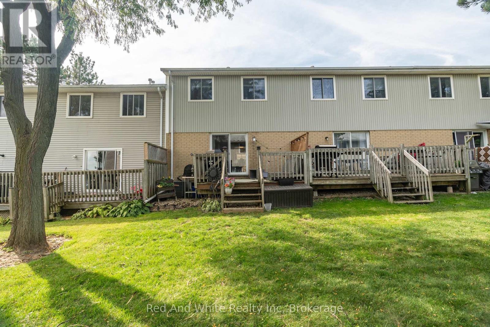 3 - 255 Northlake Drive, Waterloo, Ontario  N2V 1Z2 - Photo 29 - X12442100