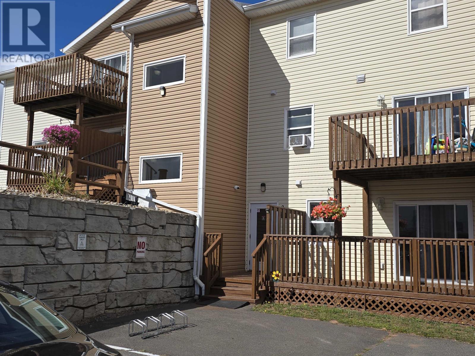 2 Elena Court, Charlottetown, Prince Edward Island  C1C 0B2 - Photo 2 - 202524901