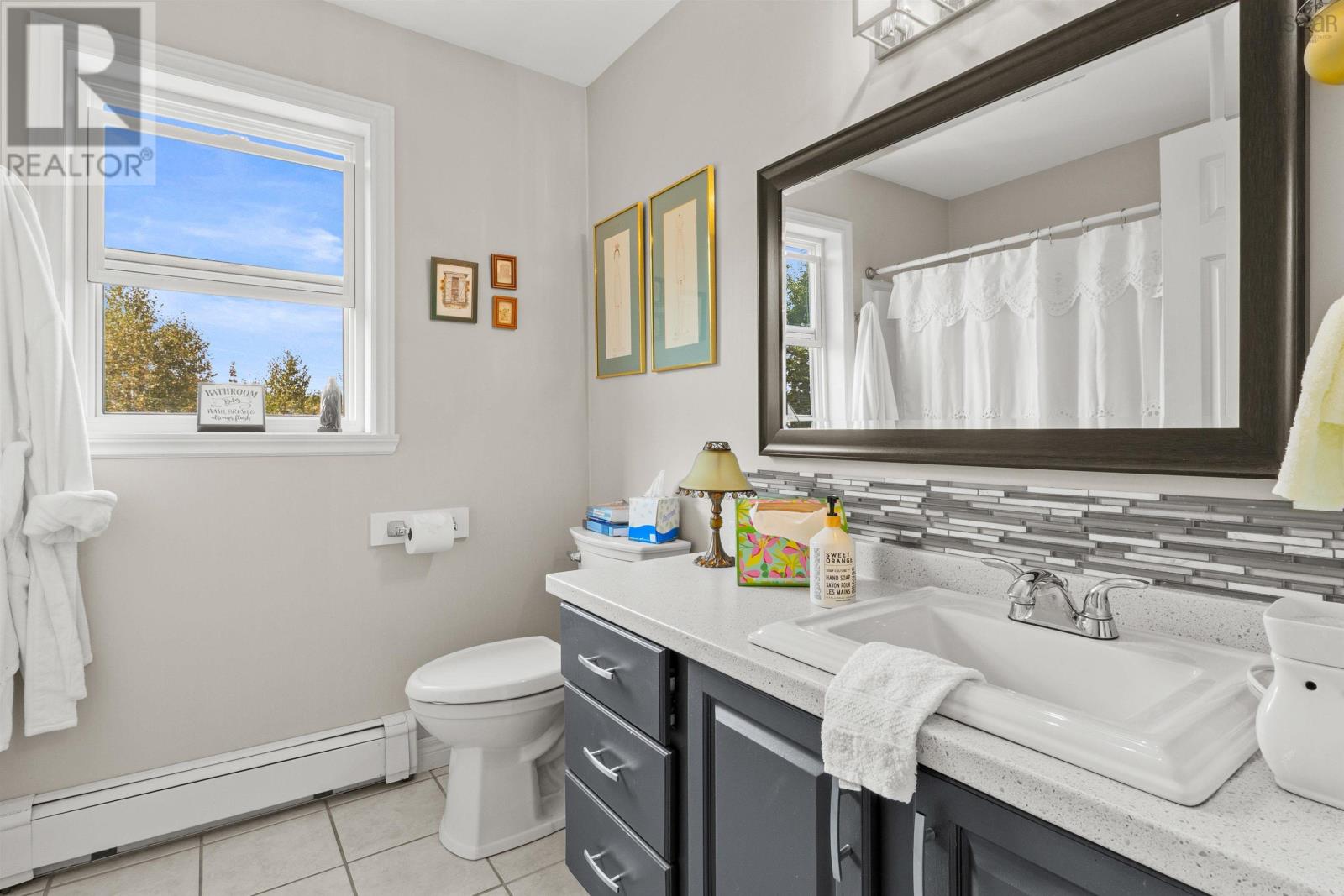 122 Honeysuckle Road, Middle Sackville, Nova Scotia  B4E 3J9 - Photo 15 - 202523163