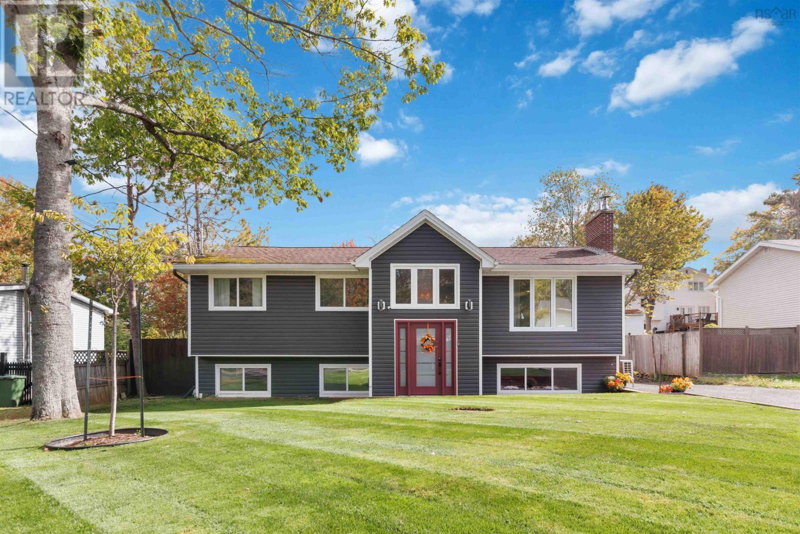 49 Madeline Avenue, Lower Sackville, Nova Scotia