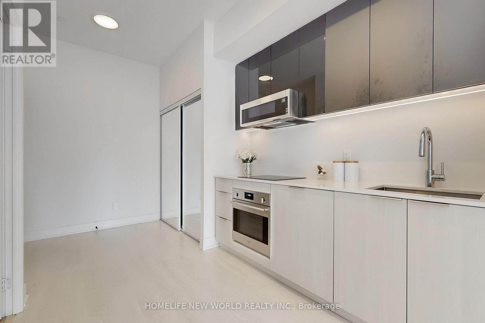 1004 - 308 Jarvis Street, Toronto, Ontario  M5B 0E3 - Photo 16 - C12431400