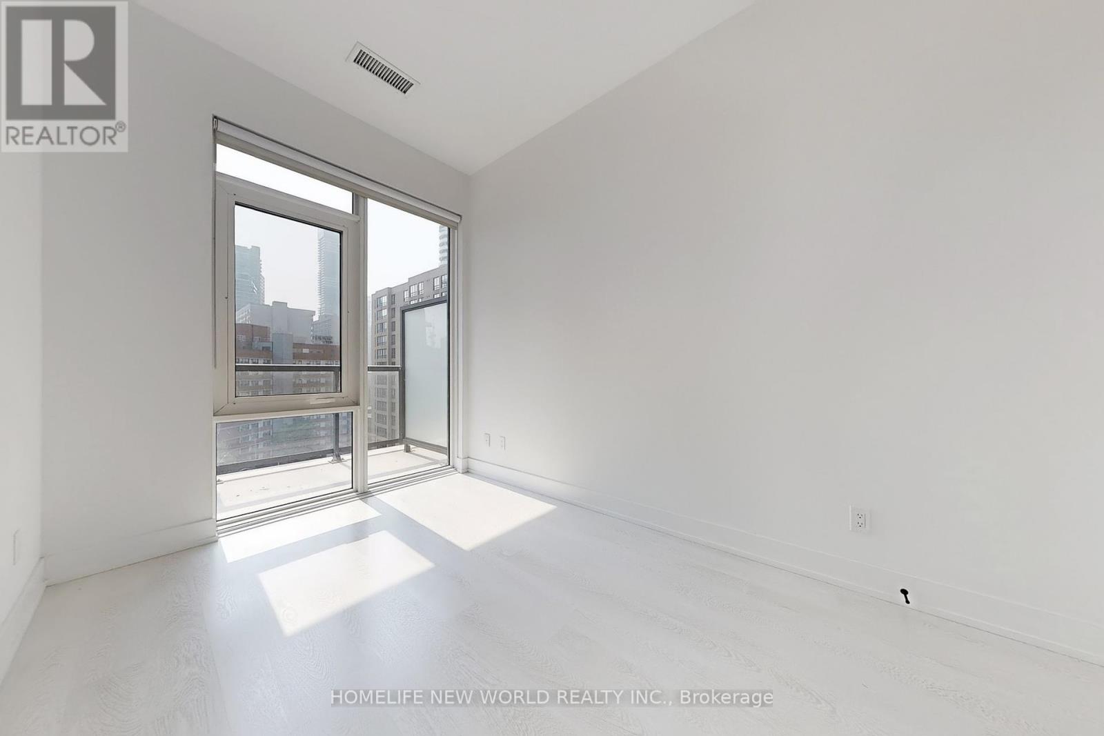 1004 - 308 Jarvis Street, Toronto, Ontario  M5B 0E3 - Photo 18 - C12431400