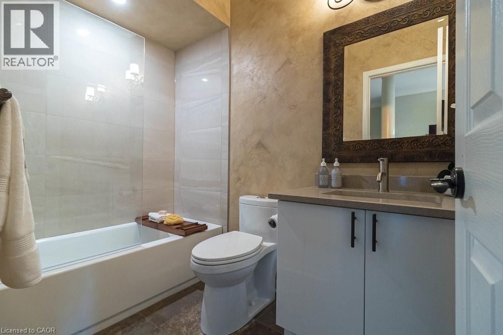 2590 Carberry Way Unit# 2, Oakville, Ontario  L6M 5G2 - Photo 31 - 40773932