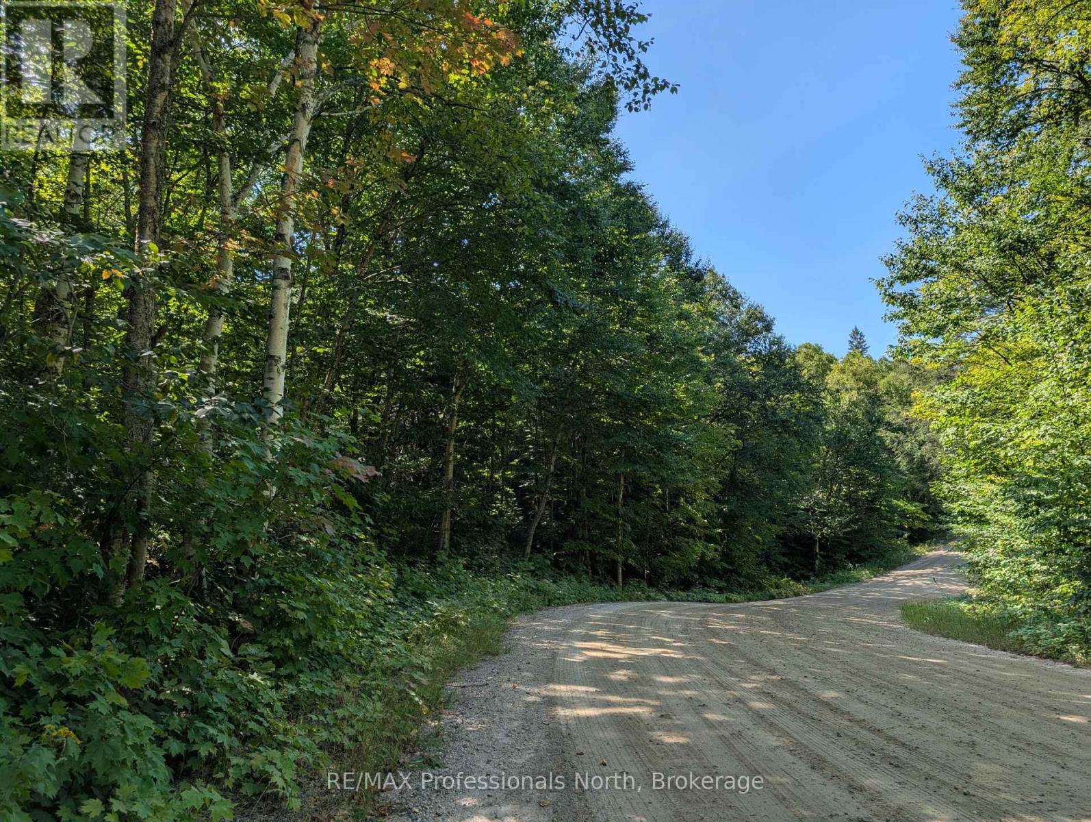 611 Bray Lake Road, Machar, Ontario  P0A 1X0 - Photo 12 - X12442109