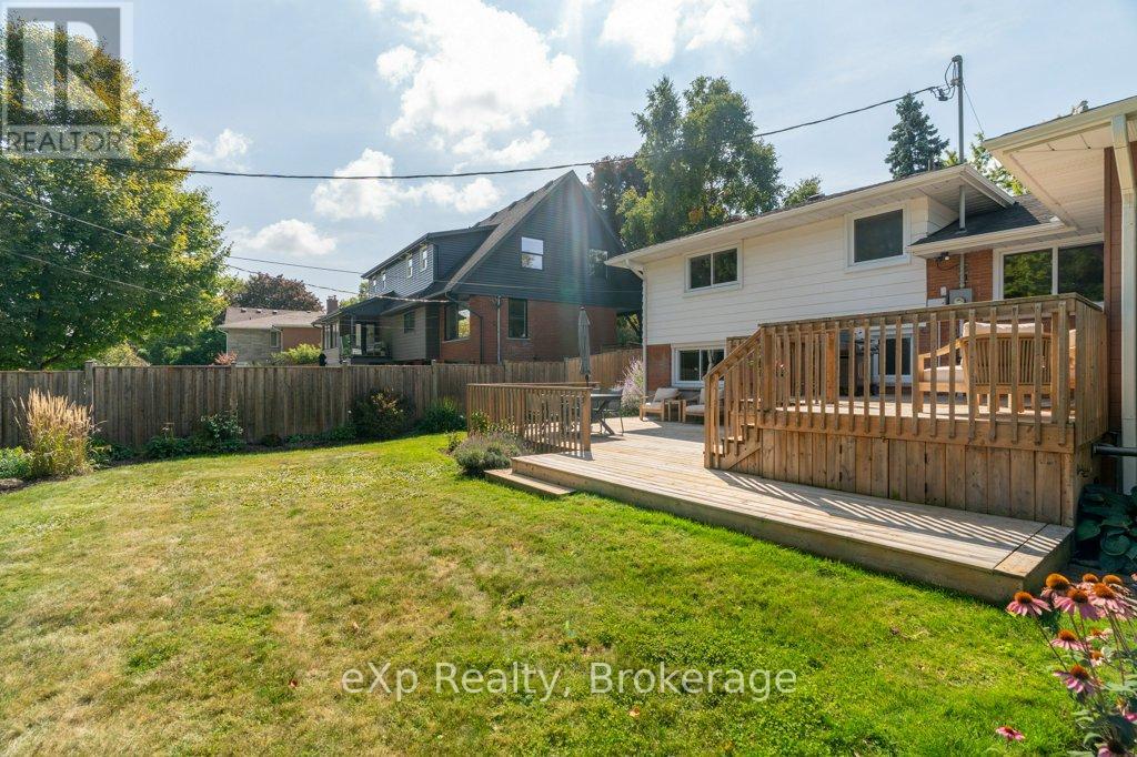 18 Colborn Street, Guelph, Ontario  N1G 2M5 - Photo 36 - X12442113