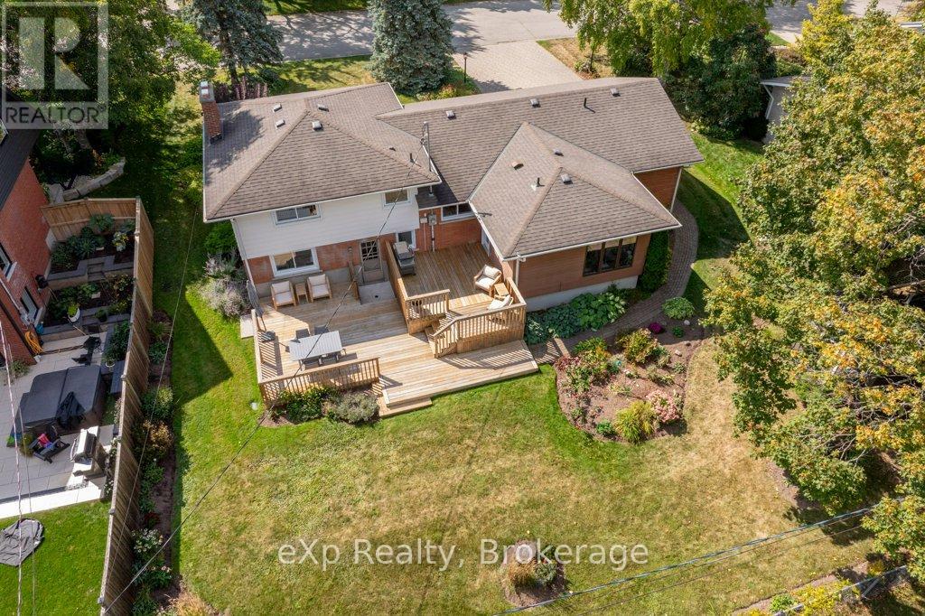 18 Colborn Street, Guelph, Ontario  N1G 2M5 - Photo 45 - X12442113