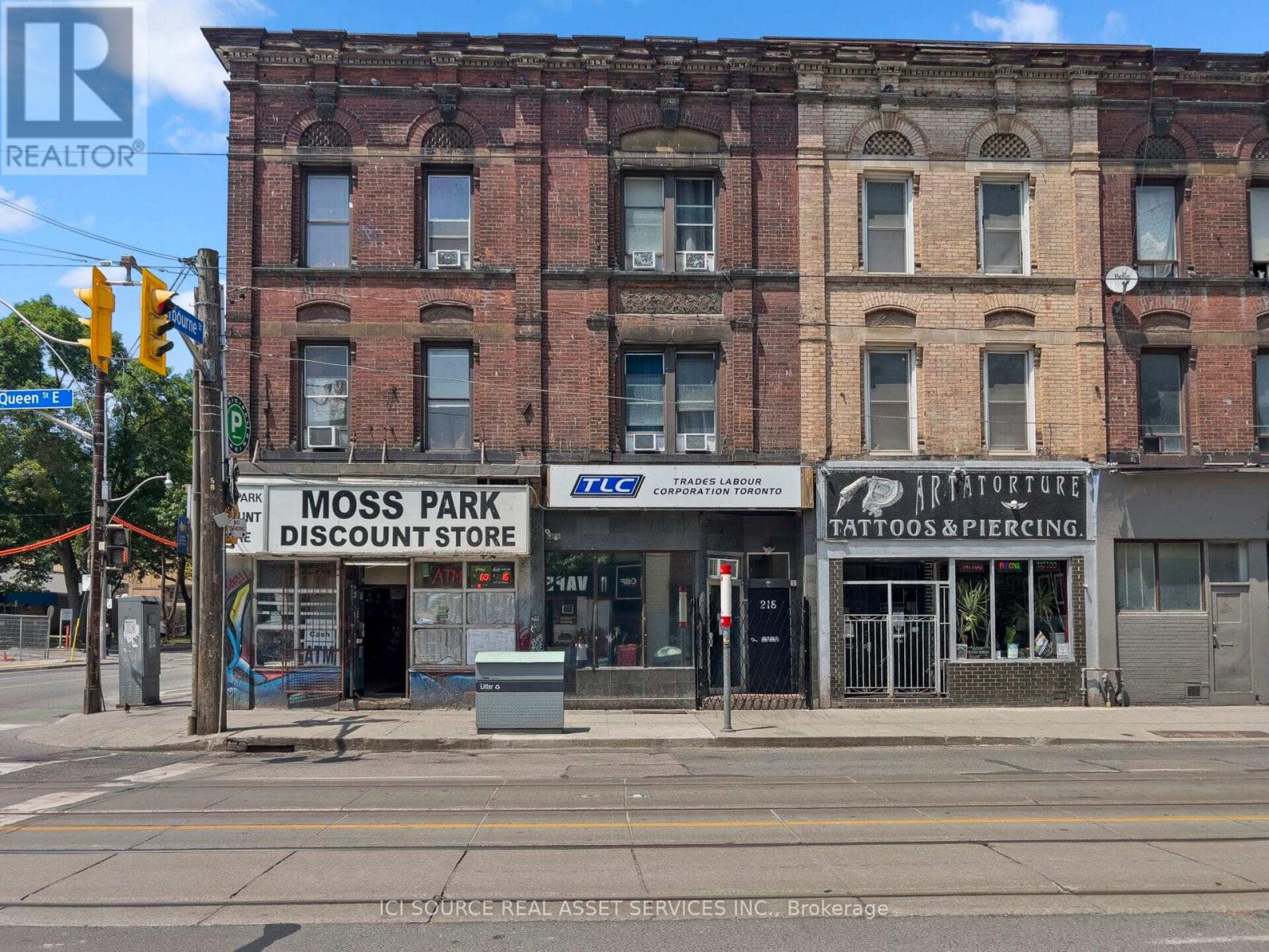 218 QUEEN STREET E, Toronto, Ontario