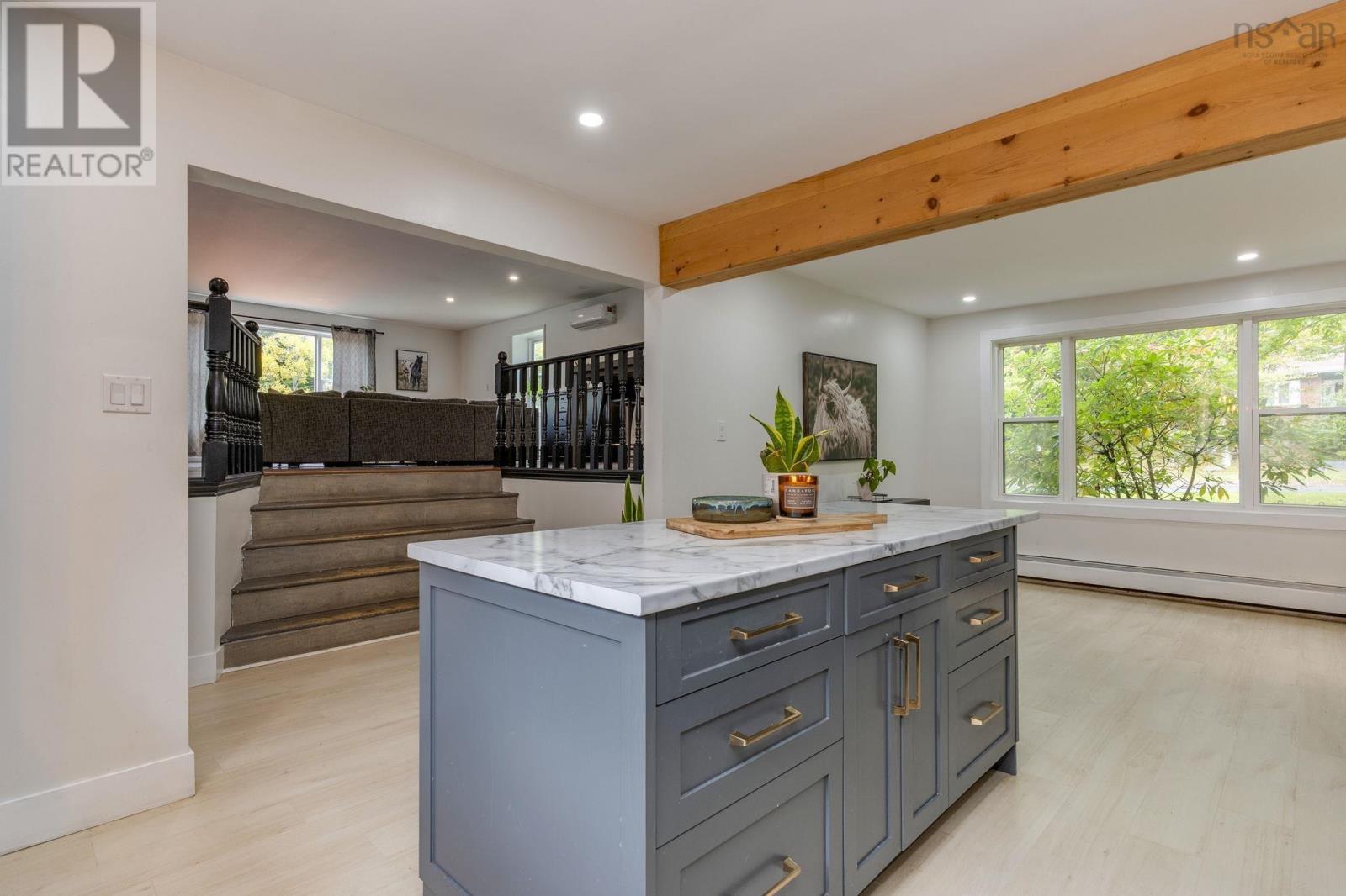 Property at 173 Richardson Drive image 5