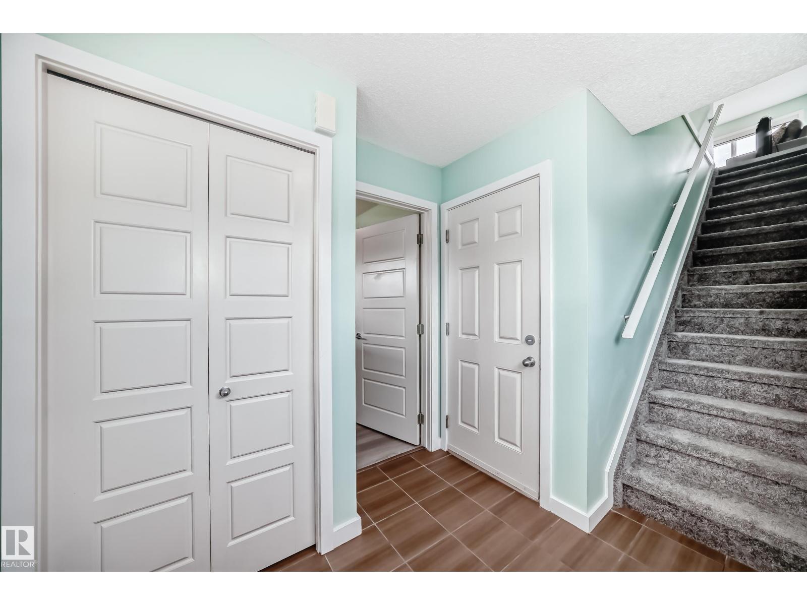 3330 15a Av Nw, Edmonton, Alberta  T6T 0Y1 - Photo 5 - E4460598