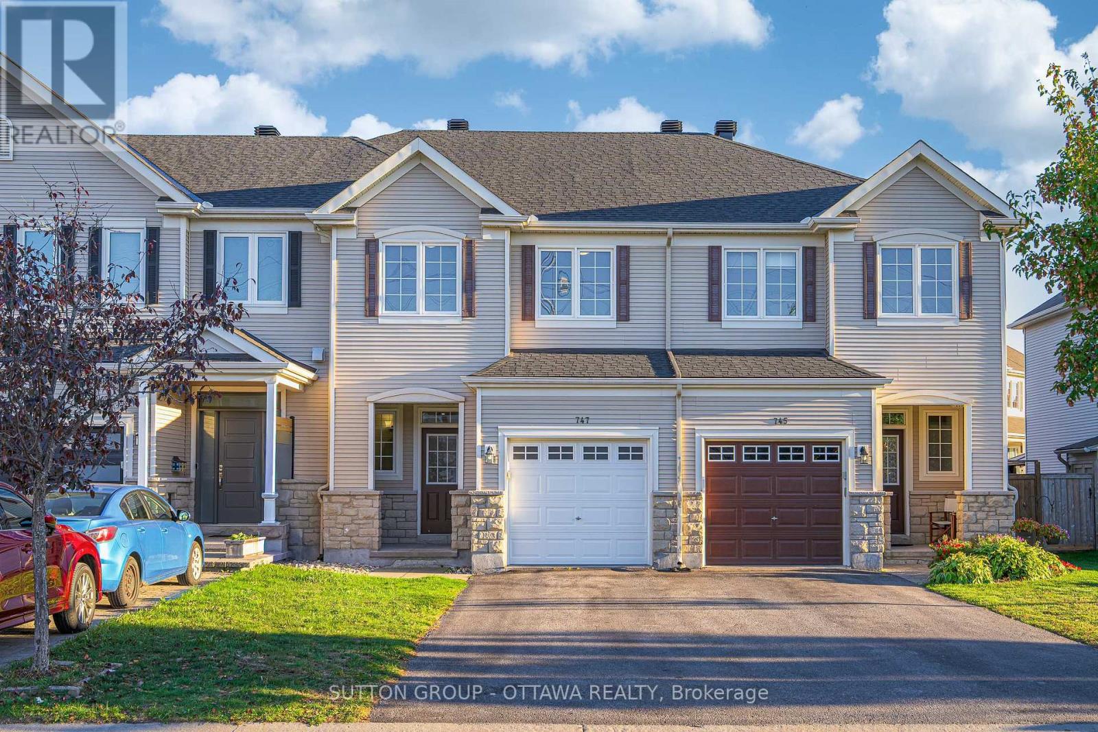 747 Oakglade Avenue, Ottawa, Ontario  K2M 0B5 - Photo 1 - X12442031
