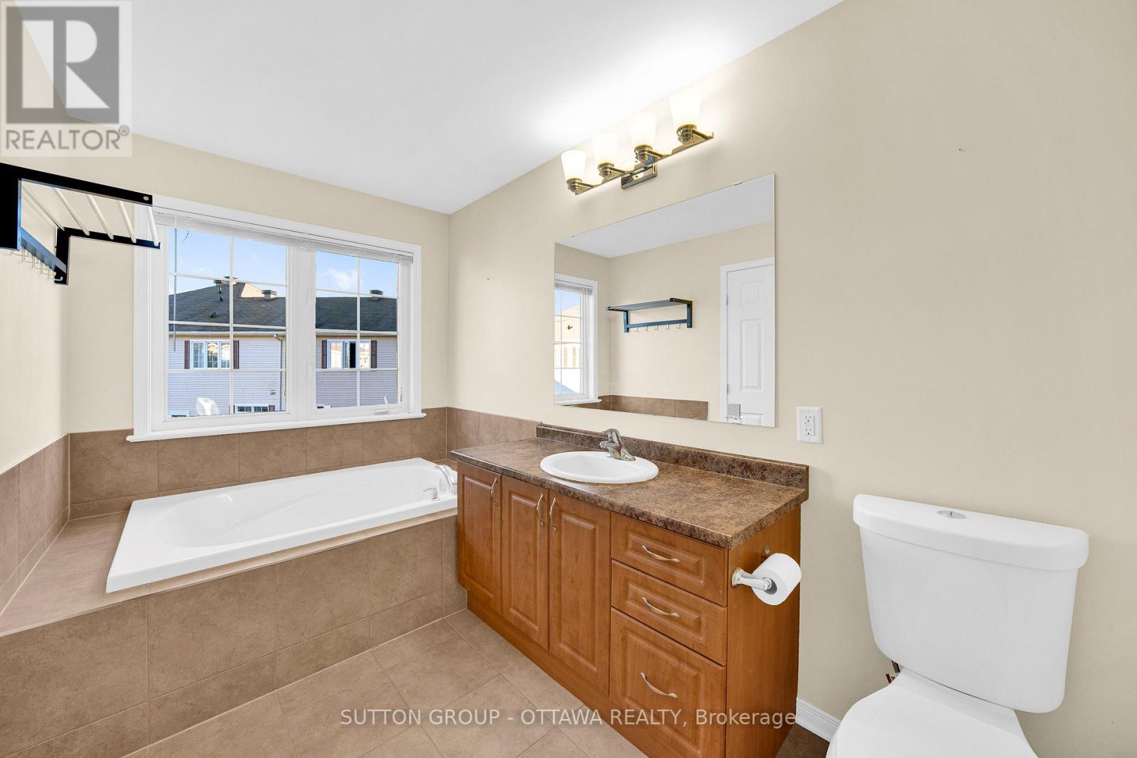 747 Oakglade Avenue, Ottawa, Ontario  K2M 0B5 - Photo 19 - X12442031