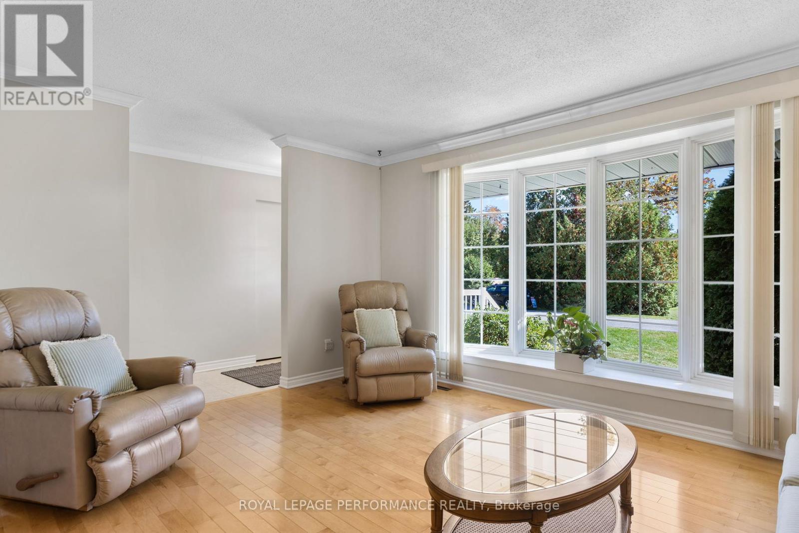 5 Revol Road, Ottawa, Ontario  K2G 0B8 - Photo 12 - X12442036