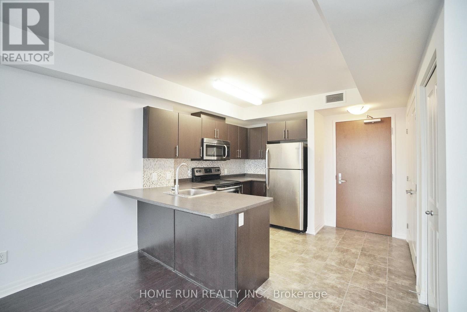 1704 - 195 Besserer Street, Ottawa, Ontario  K1N 0B6 - Photo 6 - X12442049