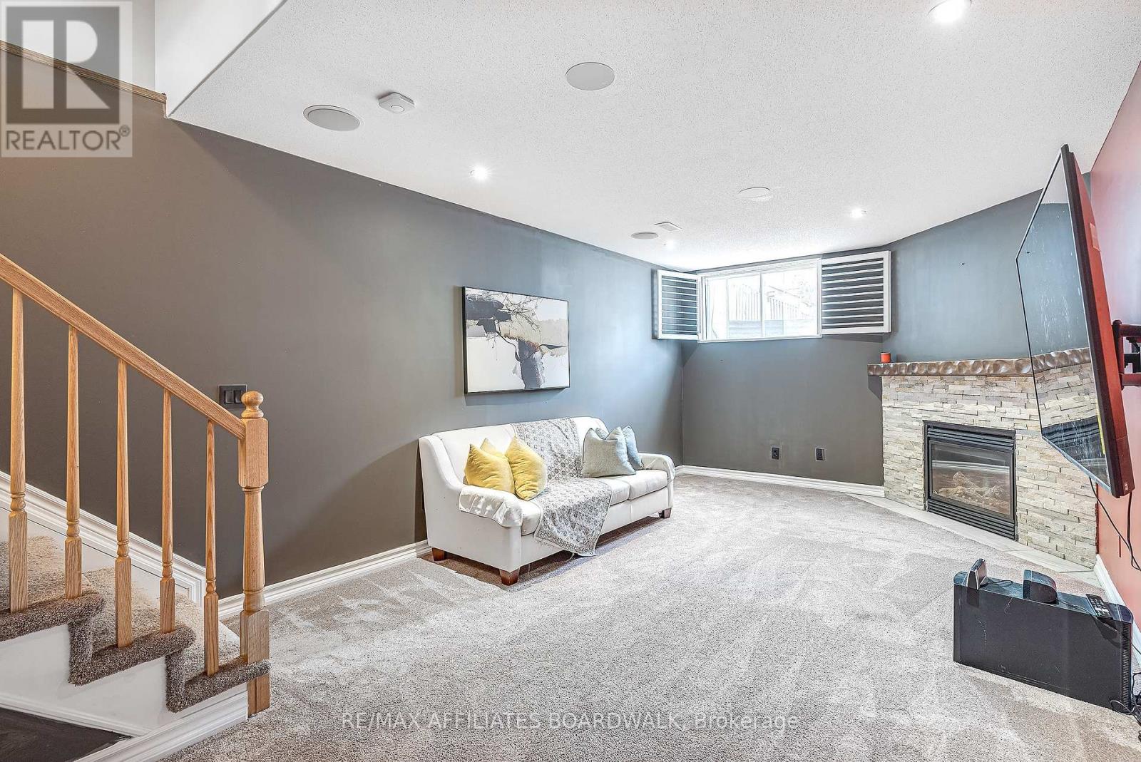 317 Glenbrae Avenue, Ottawa, Ontario  K2W 0B9 - Photo 30 - X12442075