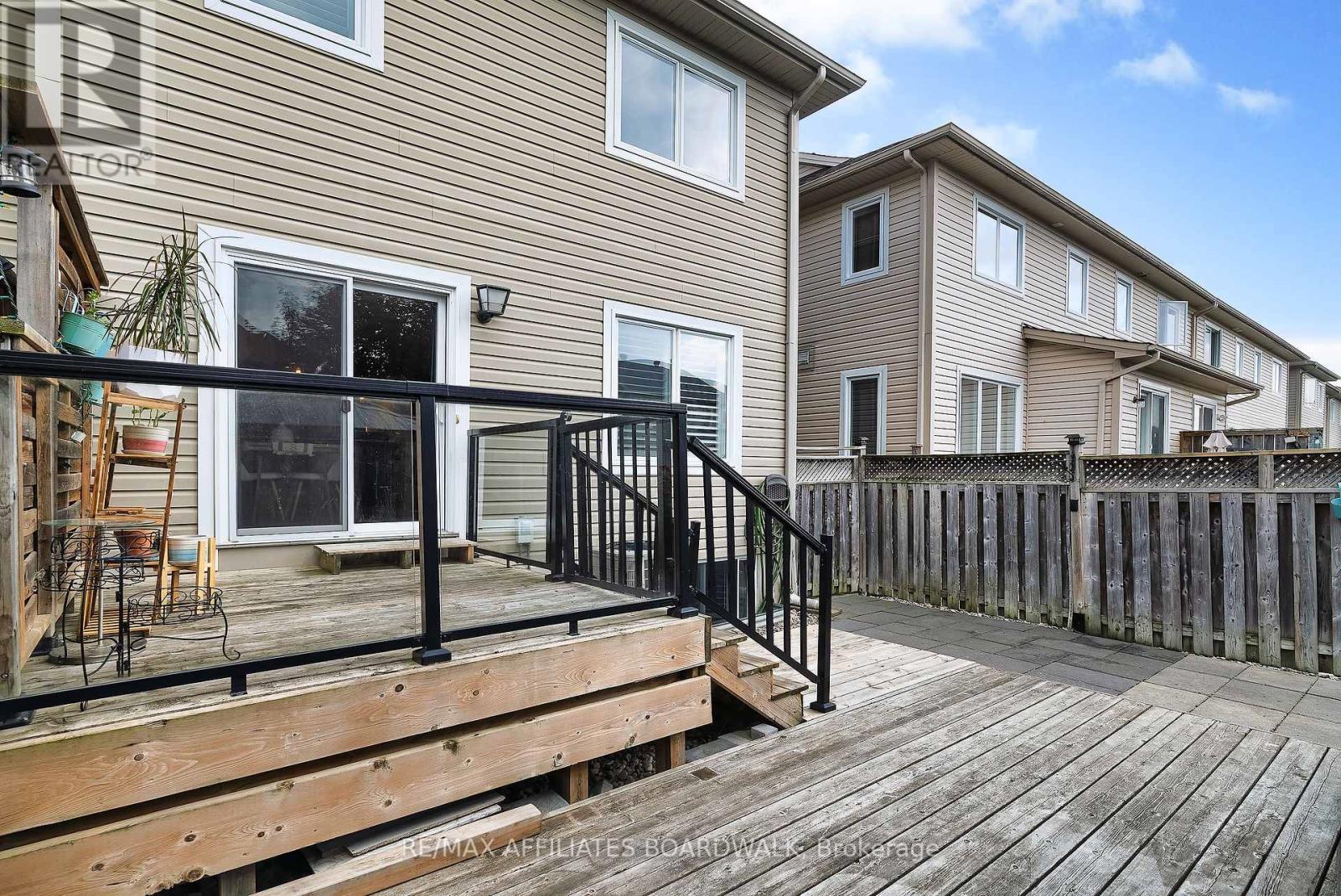 317 Glenbrae Avenue, Ottawa, Ontario  K2W 0B9 - Photo 37 - X12442075