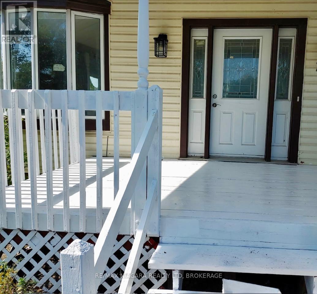2505 Stevensville Road, Fort Erie, Ontario  L0S 1S0 - Photo 2 - X12442032