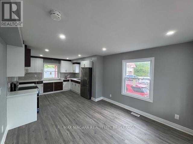 2505 Stevensville Road, Fort Erie, Ontario  L0S 1S0 - Photo 4 - X12442032