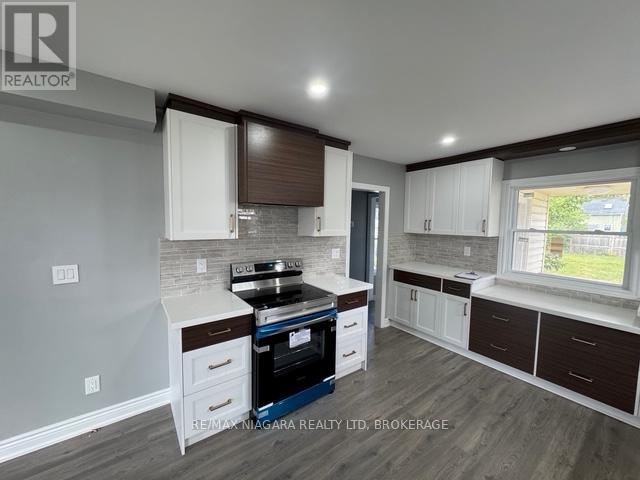 2505 Stevensville Road, Fort Erie, Ontario  L0S 1S0 - Photo 6 - X12442032