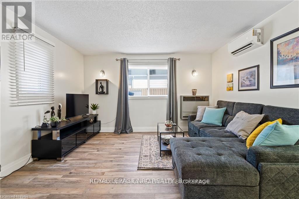Main - 3717 Hibbard Street, Fort Erie (Ridgeway), Ontario  L0S 1N0 - Photo 13 - X12442057