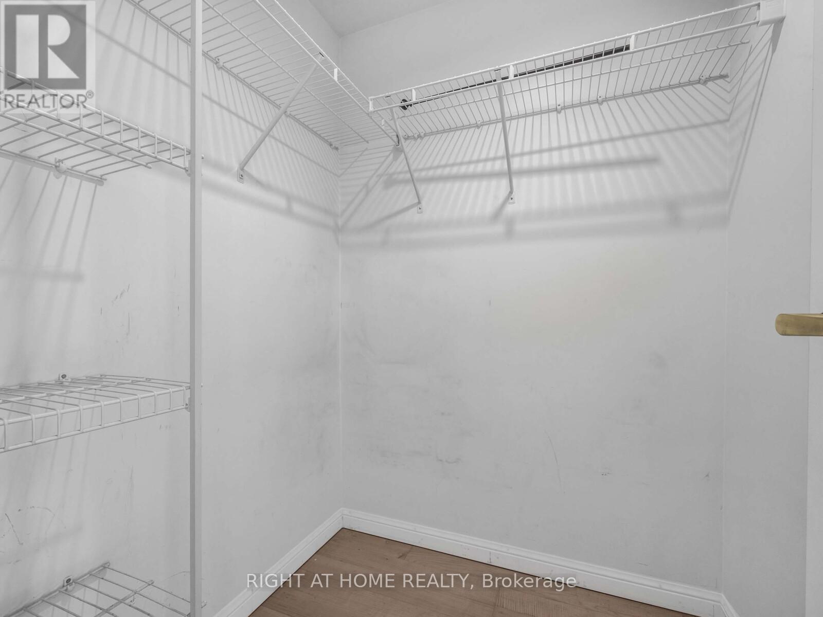 710 - 18 Stafford Street, Toronto, Ontario  M5V 3W4 - Photo 19 - C12442045