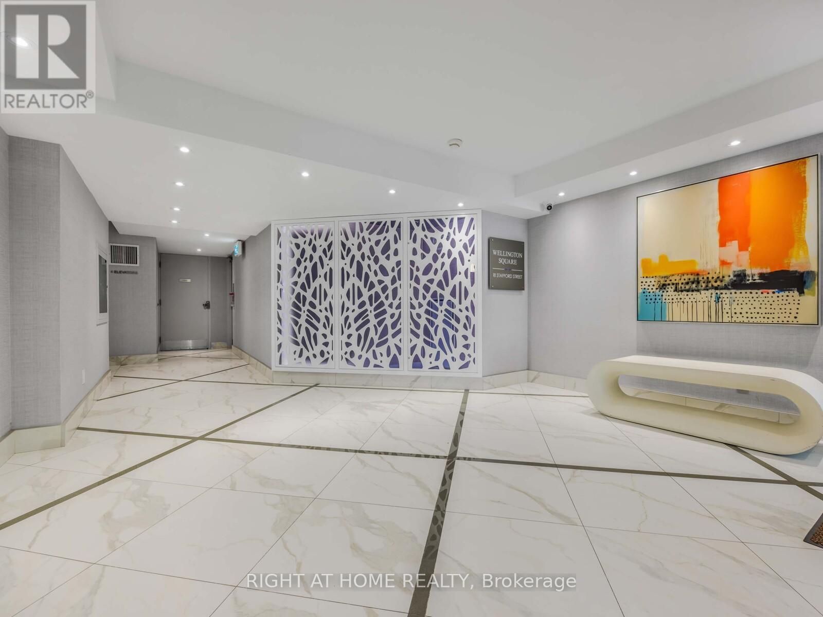 710 - 18 Stafford Street, Toronto, Ontario  M5V 3W4 - Photo 2 - C12442045