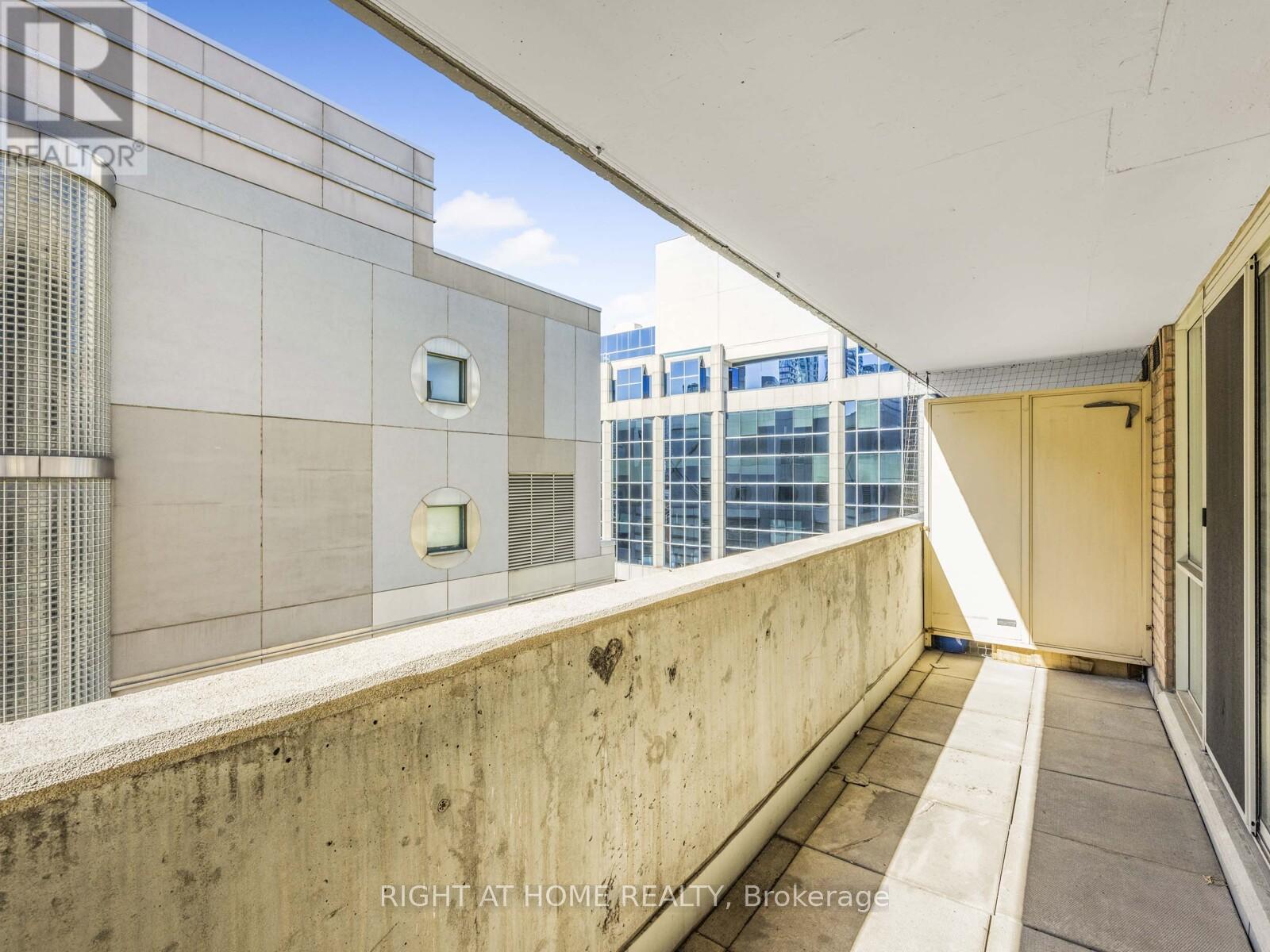 710 - 18 Stafford Street, Toronto, Ontario  M5V 3W4 - Photo 24 - C12442045