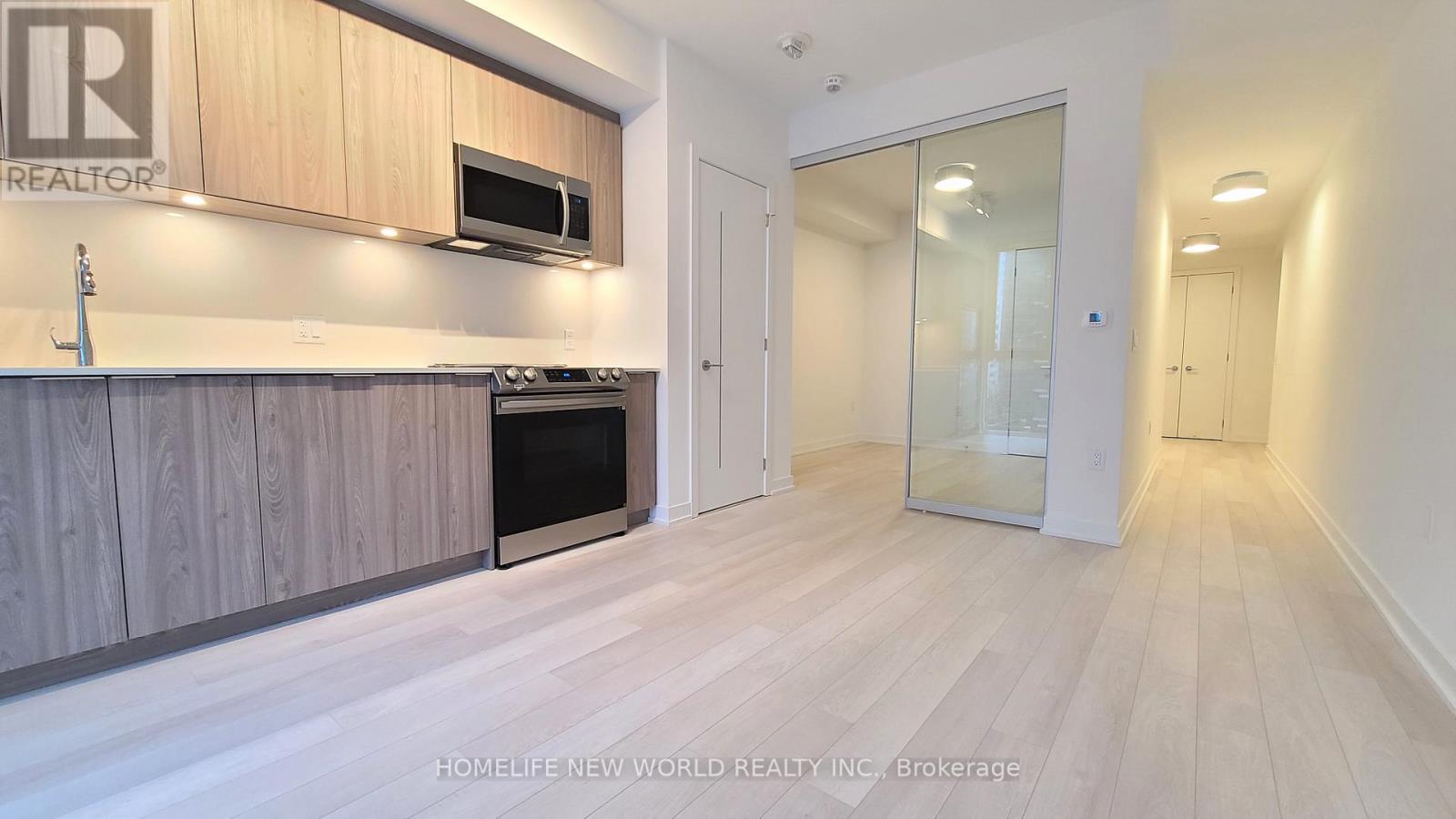 1305 - 357 King Street W, Toronto, Ontario  M5V 0S7 - Photo 3 - C12442056