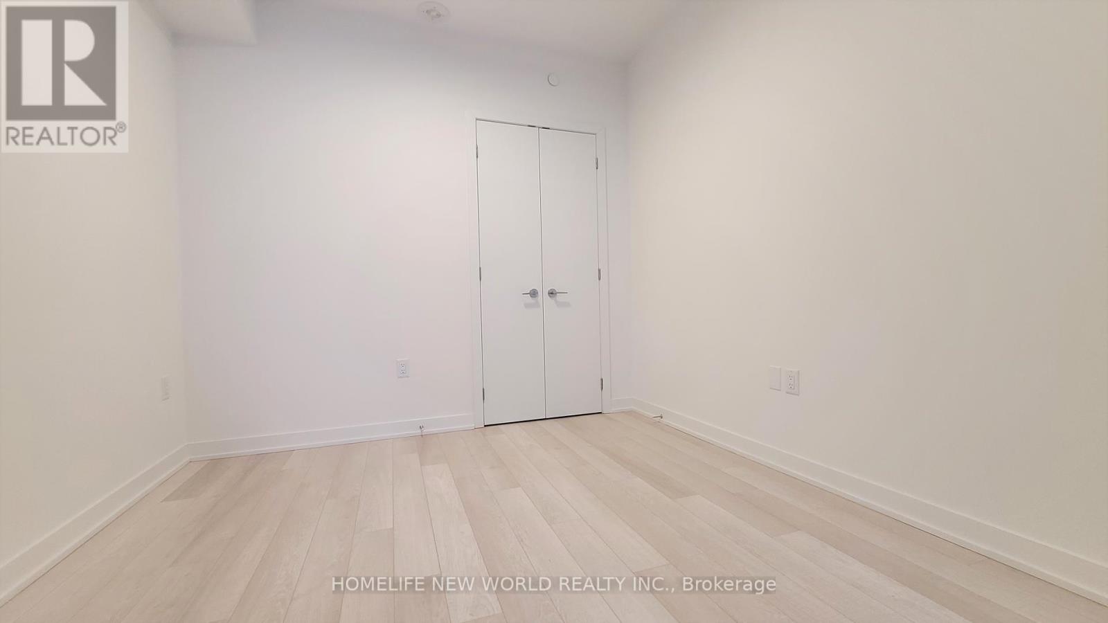 1305 - 357 King Street W, Toronto, Ontario  M5V 0S7 - Photo 4 - C12442056