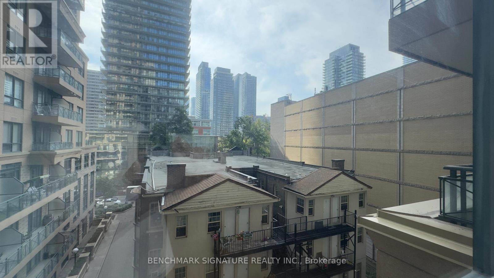 503 - 35 Hayden Street, Toronto, Ontario  M4Y 3C3 - Photo 10 - C12442062