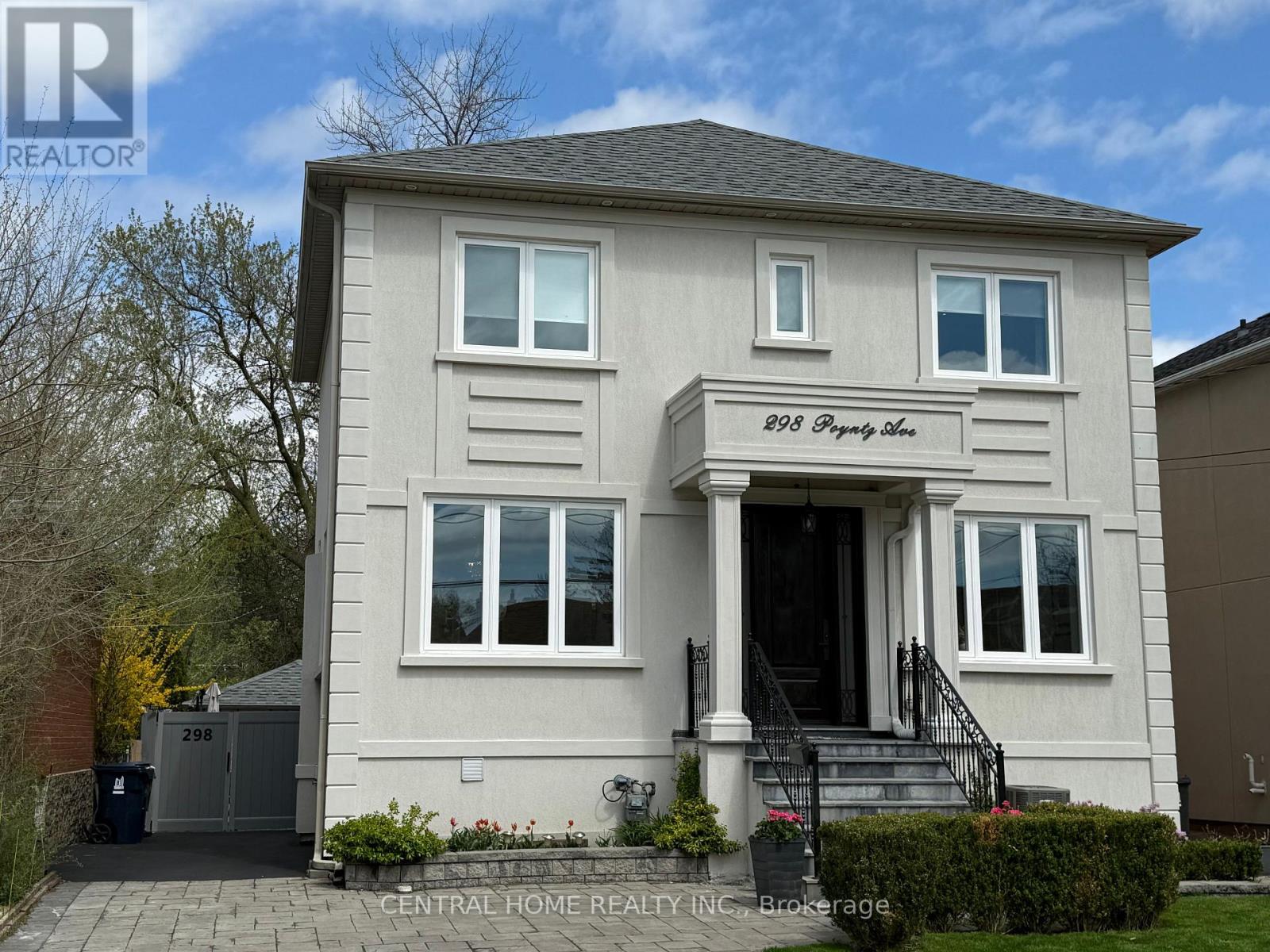 298. POYNTZ AVENUE, Toronto, Ontario