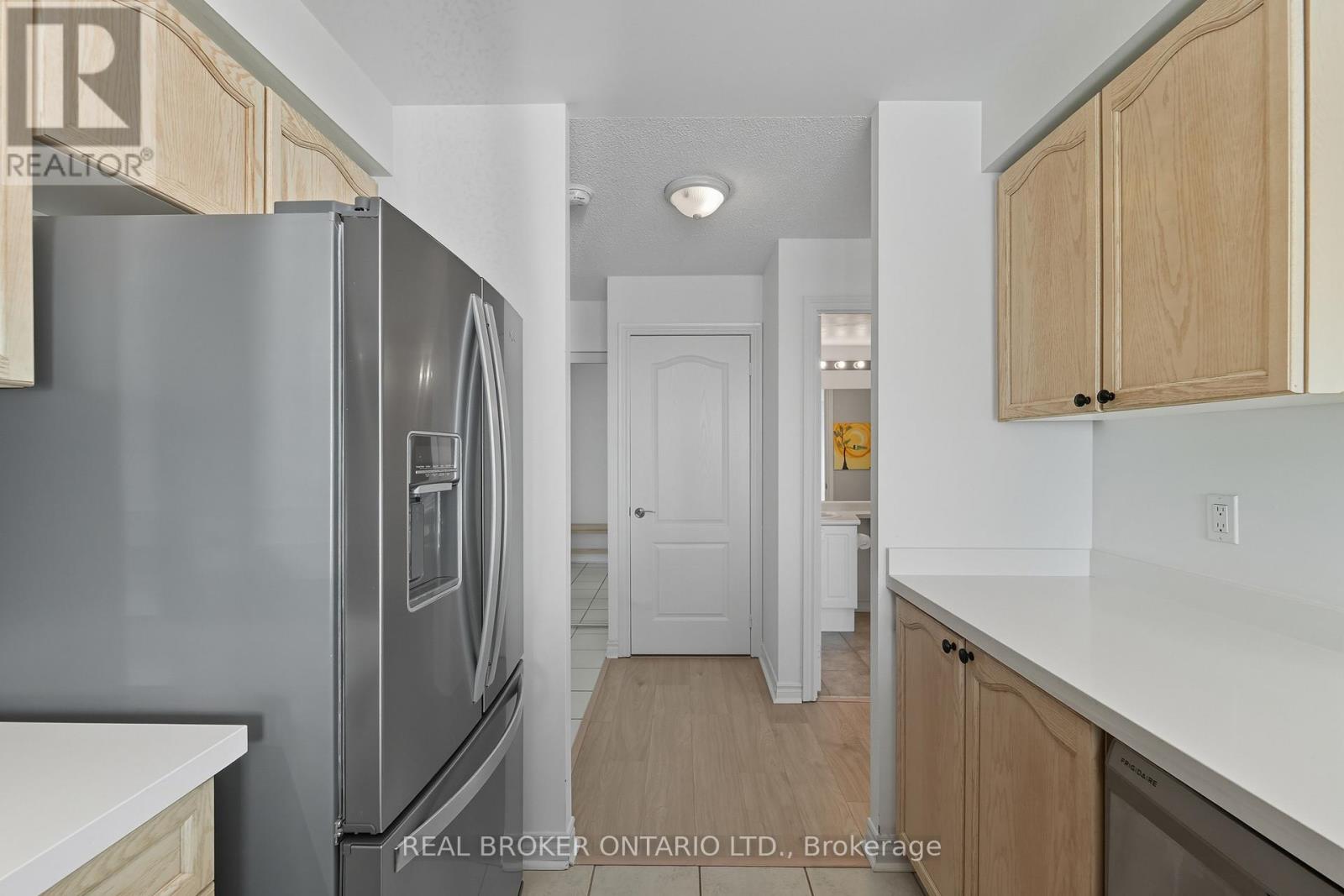 704 - 1030 Sheppard Avenue W, Toronto, Ontario  M3H 6C1 - Photo 10 - C12442104