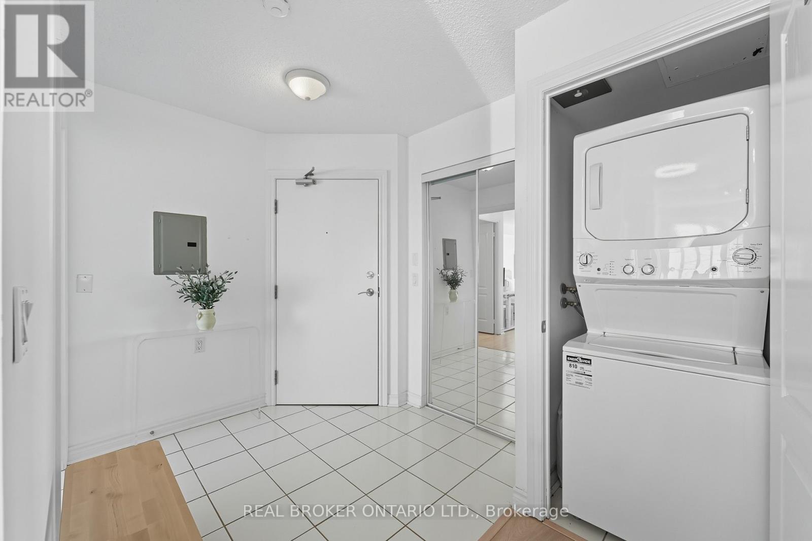 704 - 1030 Sheppard Avenue W, Toronto, Ontario  M3H 6C1 - Photo 12 - C12442104